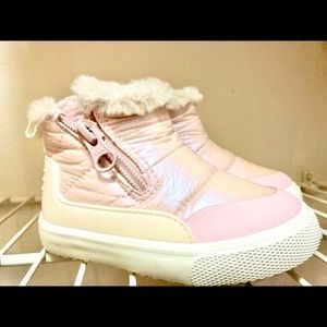 Cat & Jack toddler boots EUC